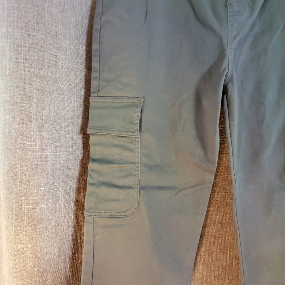Simply Vera Vera Wang cargo skimmer pants